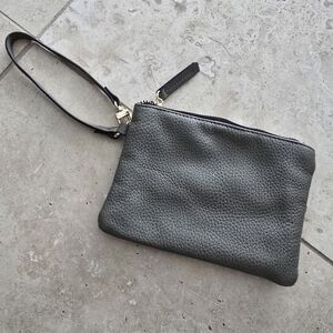 Steve Madden Olive Pebbled Wristlet